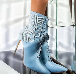 *BNIB* AZALEA WANG Denim Pearl Boots